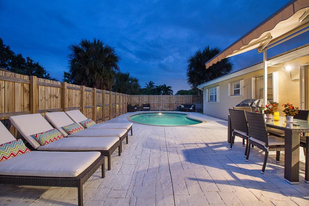 Beachway Per Ankh Pompano Beach Extérieur photo